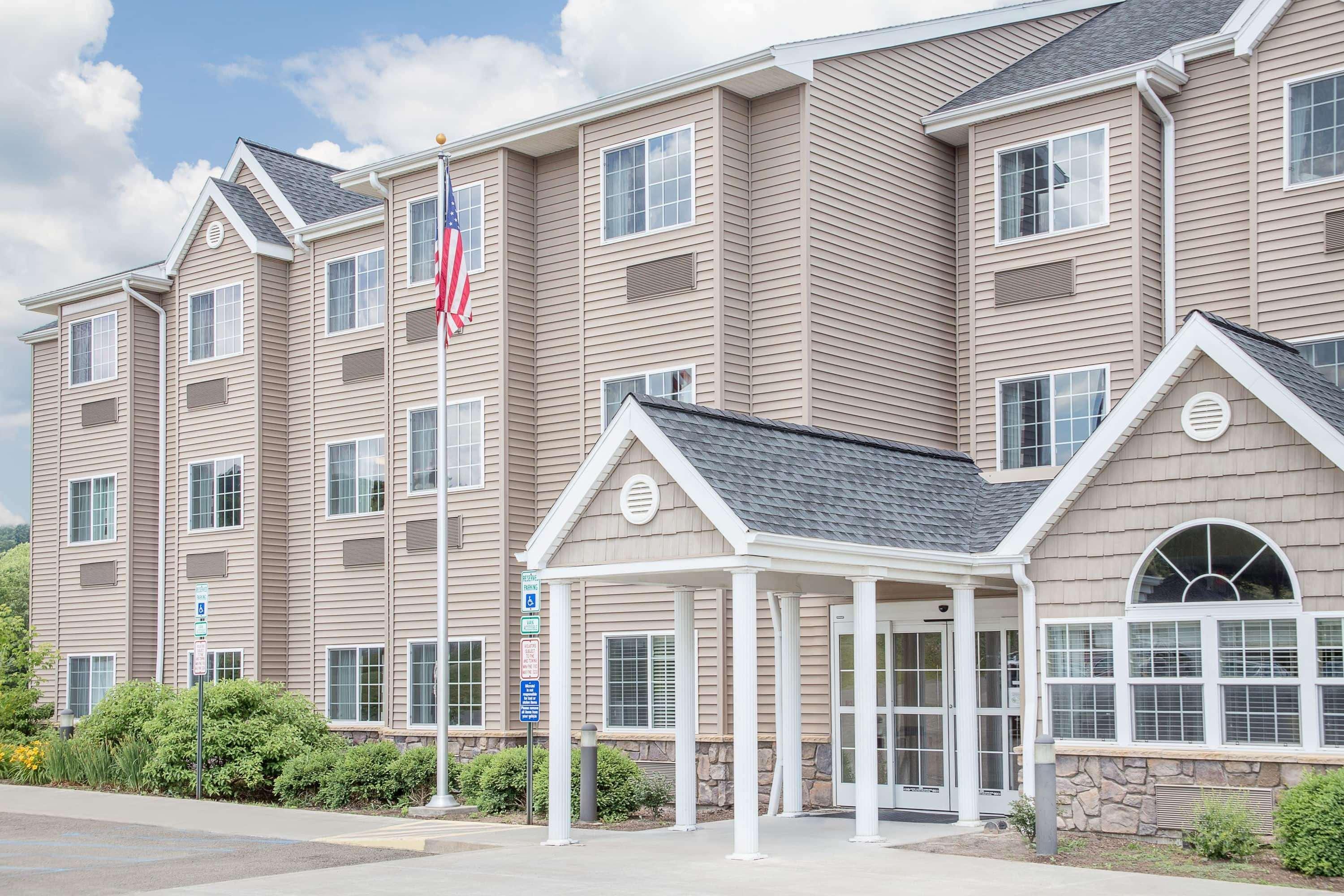 Microtel Inn & Suites Mansfield Pa מראה חיצוני תמונה